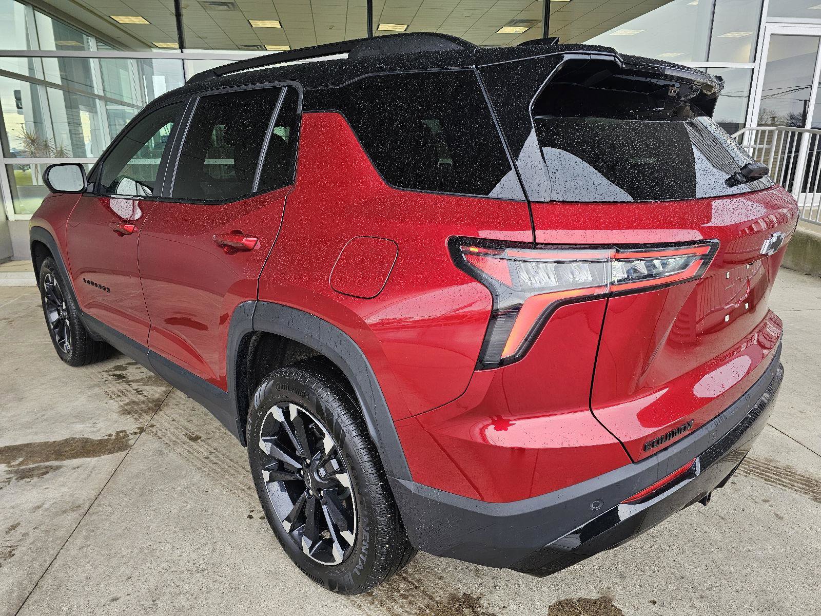 Used 2025 Chevrolet Equinox RS w/ Safety and Technology Package image 3