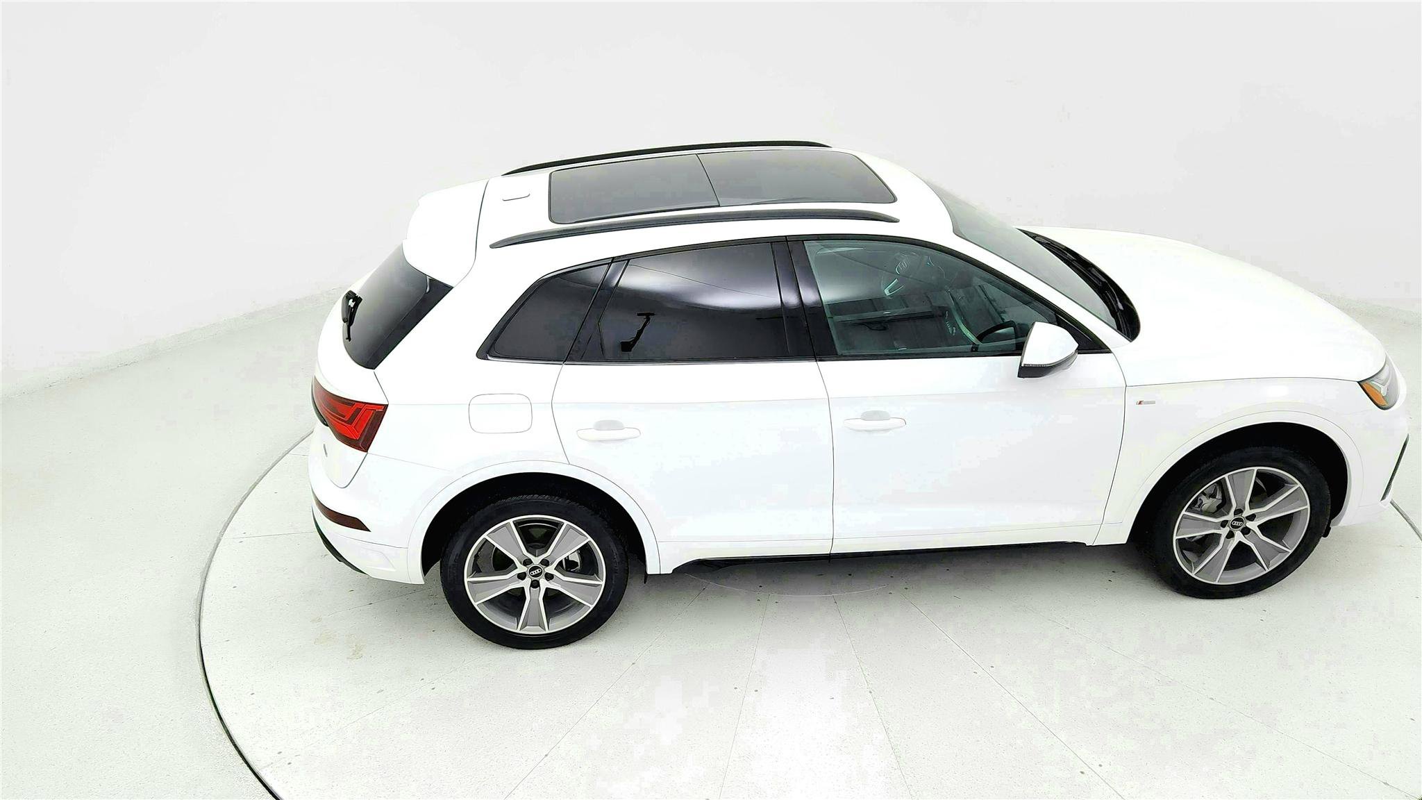 Used 2025 Audi Q5 2.0T Premium AWD/4WD image 18