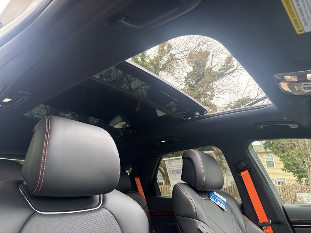 New 2026 Genesis GV70 3.5T Sport Prestige AWD/4WD image 32