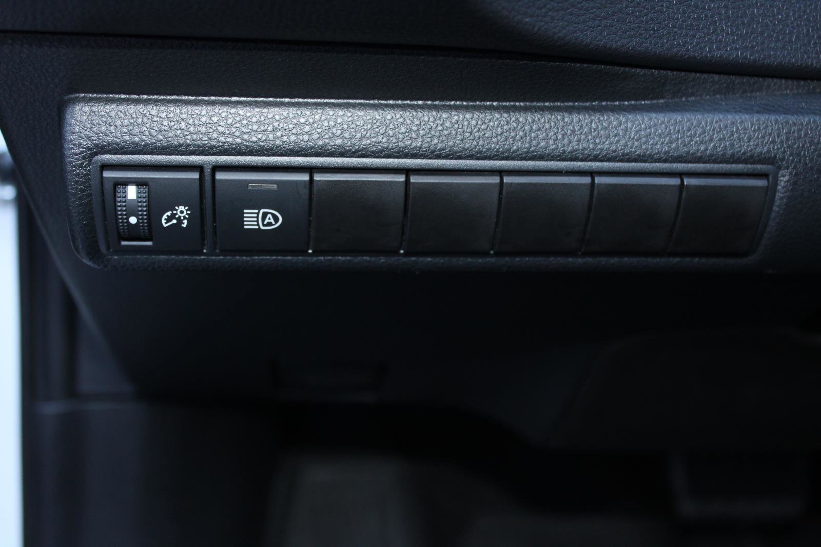 Certified 2024 Toyota Corolla LE image 14