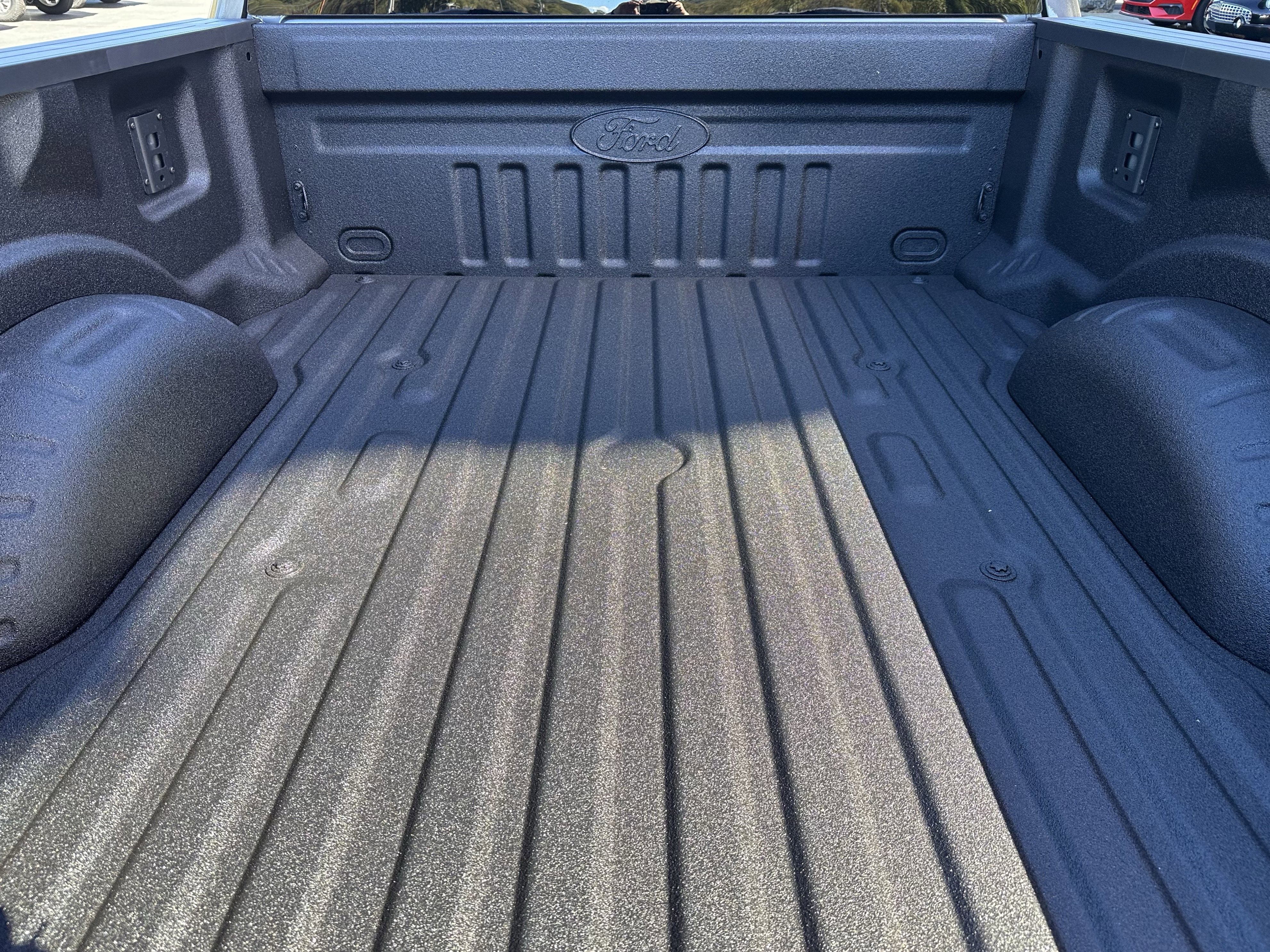 New 2026 Ford F250 Lariat w/ Black Appearance Package image 9