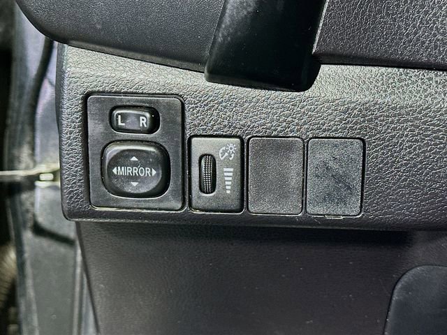 Used 2019 Toyota Corolla LE image 11