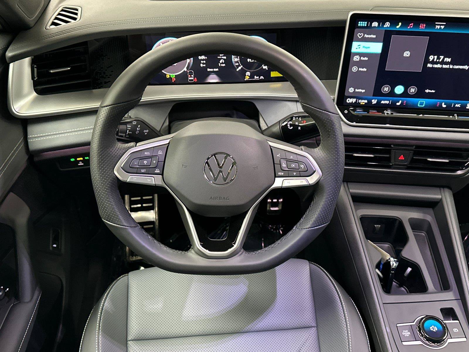 New 2026 Volkswagen Tiguan SE R-Line AWD/4WD image 13