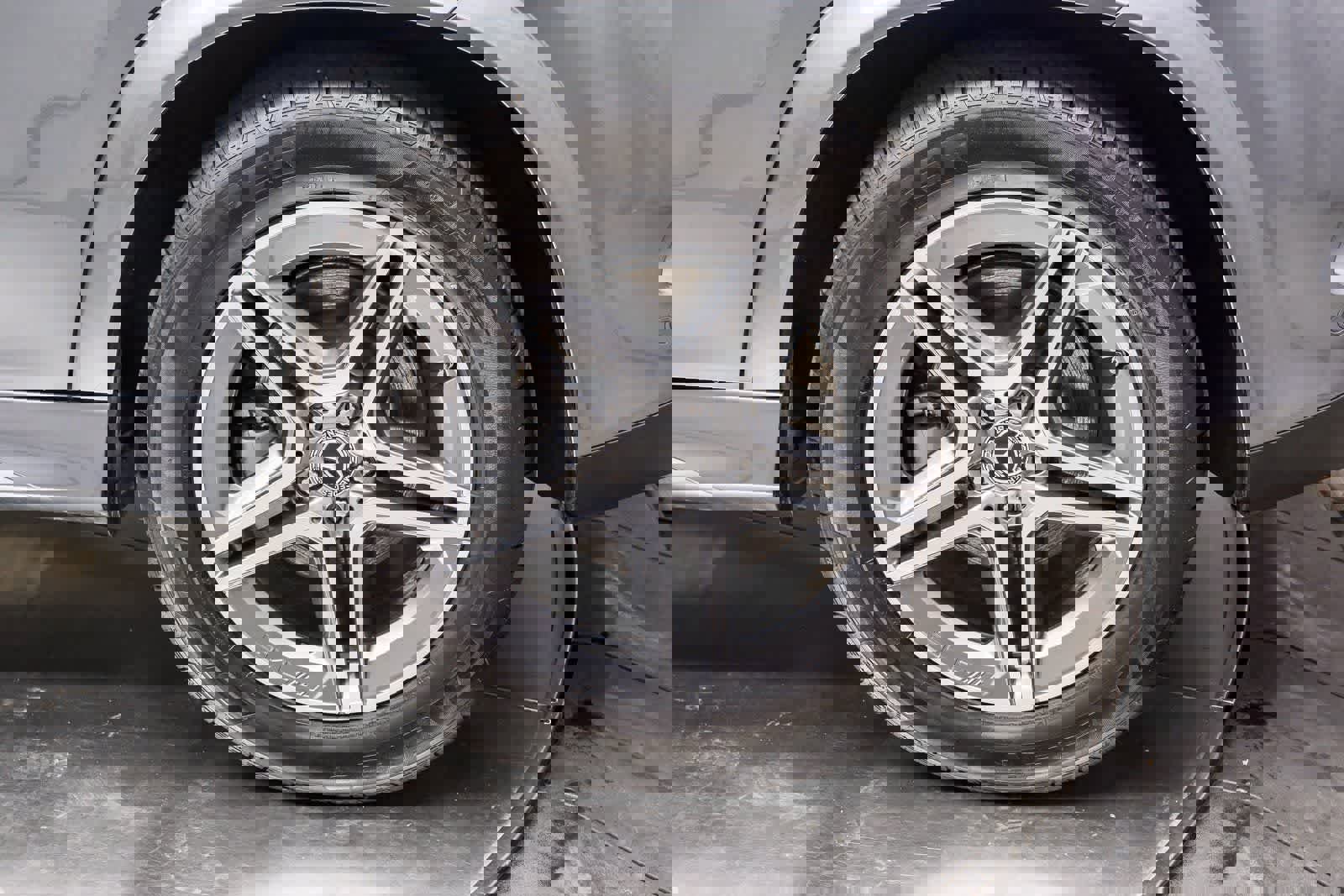 Used 2026 Mercedes-Benz GLE 450 4MATIC image 9