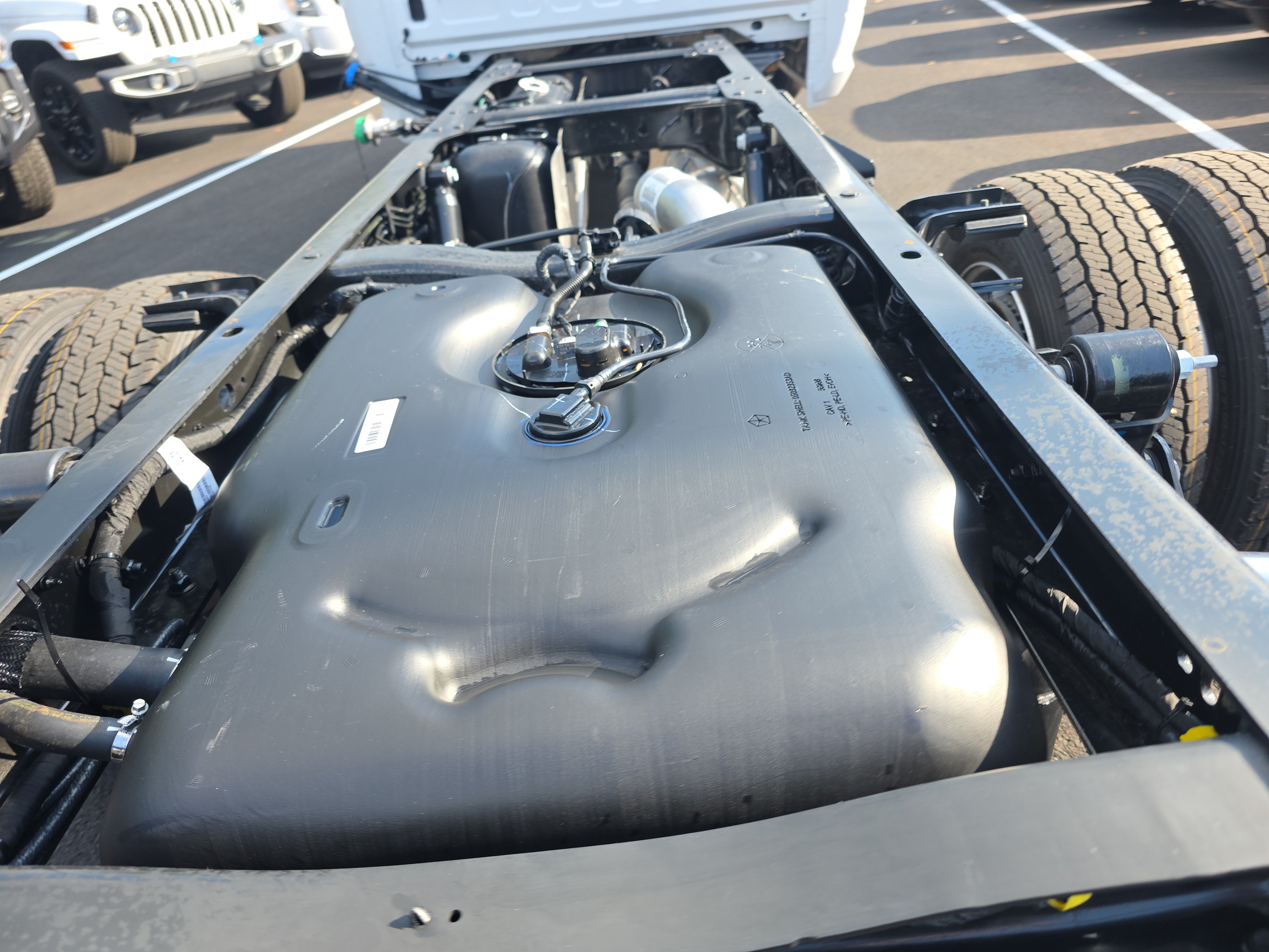 New 2026 RAM 5500 Tradesman AWD/4WD image 32