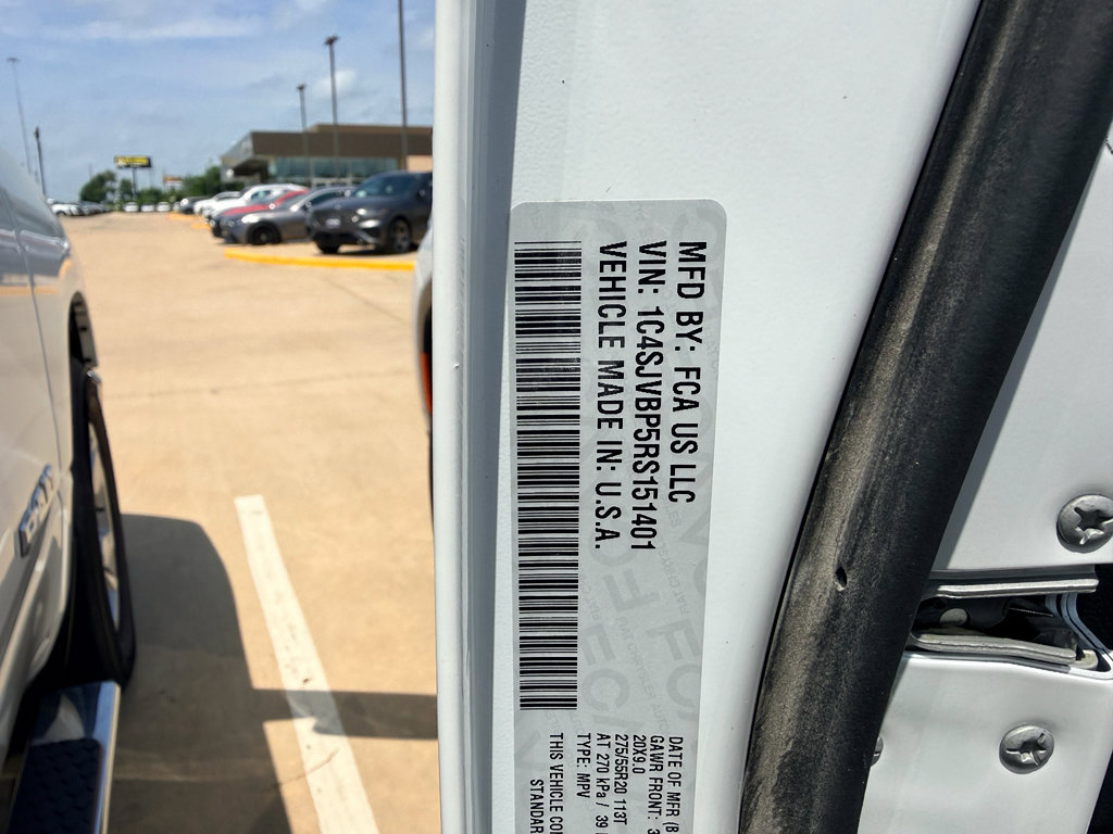Used 2024 Jeep Wagoneer Series II w/ Flexible Seating Group AWD/4WD image 30