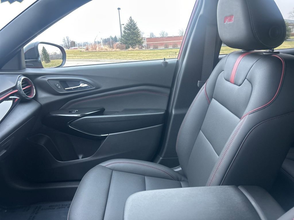 Used 2026 Chevrolet Trax RS w/ Driver Confidence Package image 19