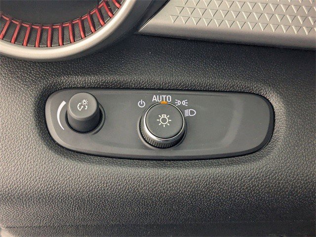 Certified 2024 Chevrolet Trax RS image 22