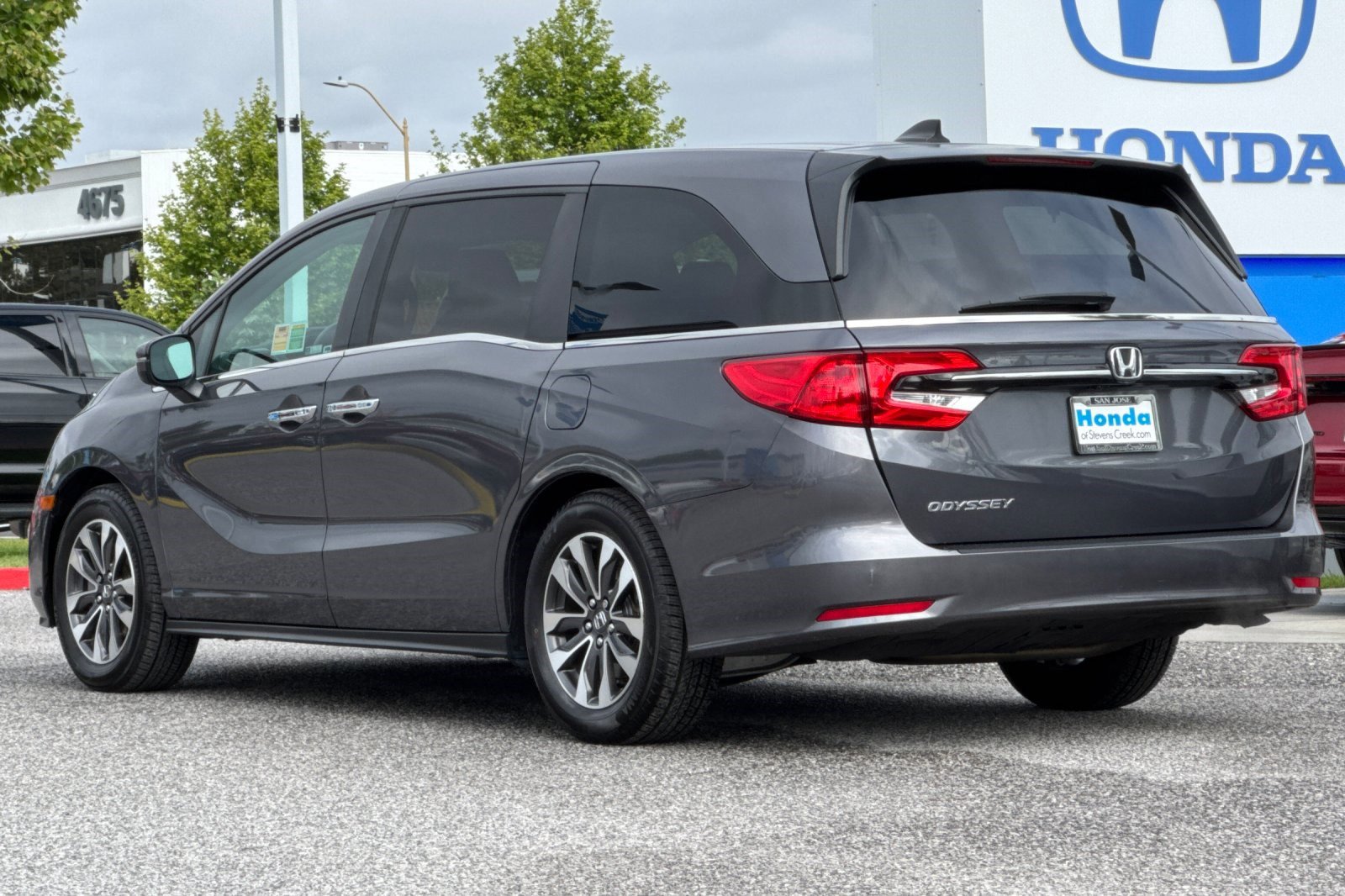 Certified 2023 Honda Odyssey EX-L image 3