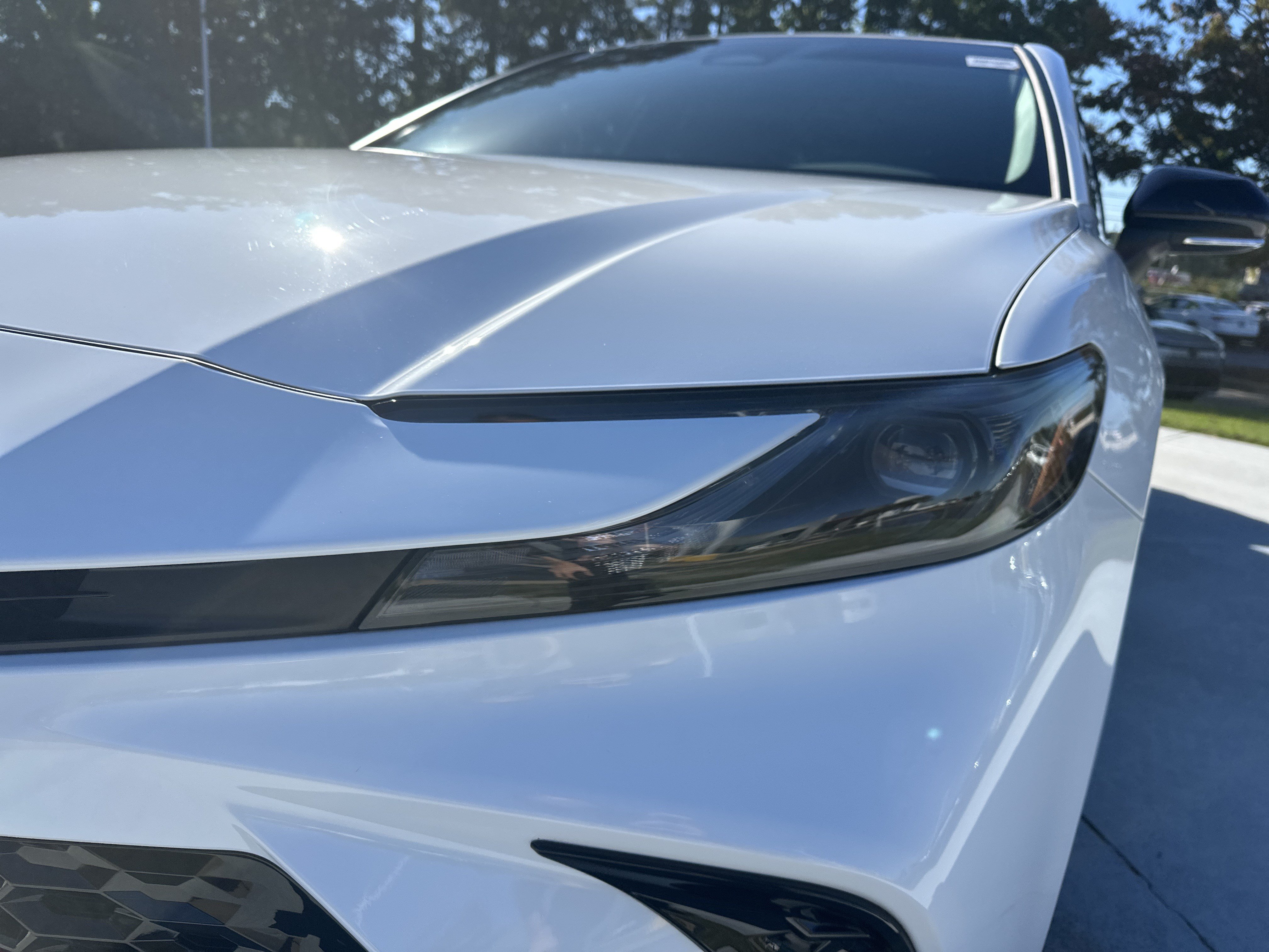 Used 2026 Toyota Camry Hybrid w/ Multimedia Upgrade Package FWD image 6