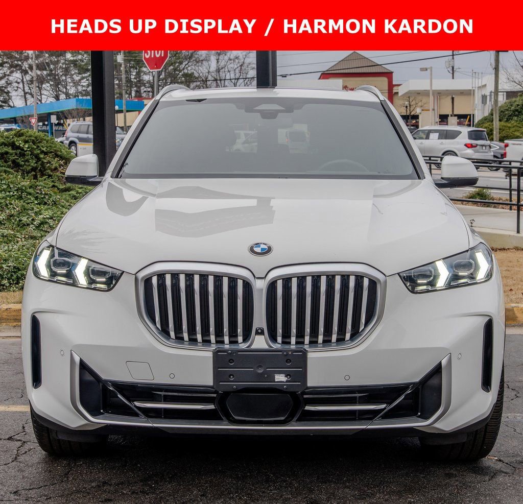 Used 2025 BMW X5 xDrive40i w/ Premium Package image 2