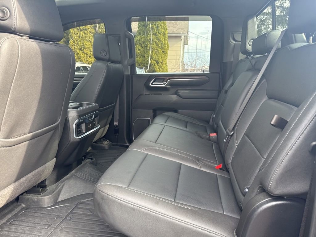 Used 2025 GMC Sierra 2500 SLT image 33