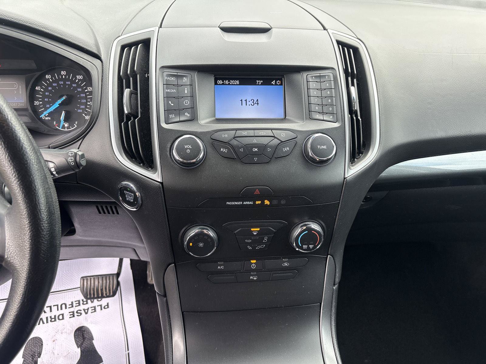 Used 2019 Ford Edge SE FWD image 20
