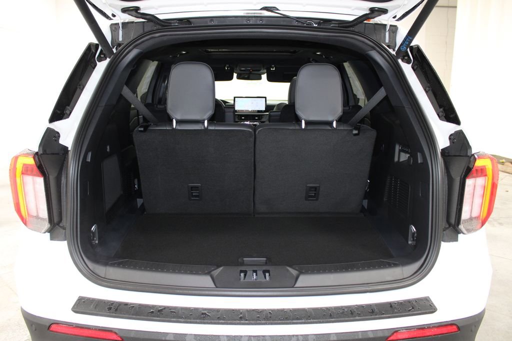 New 2026 Ford Explorer ST w/ Sun And Sound Package image 28