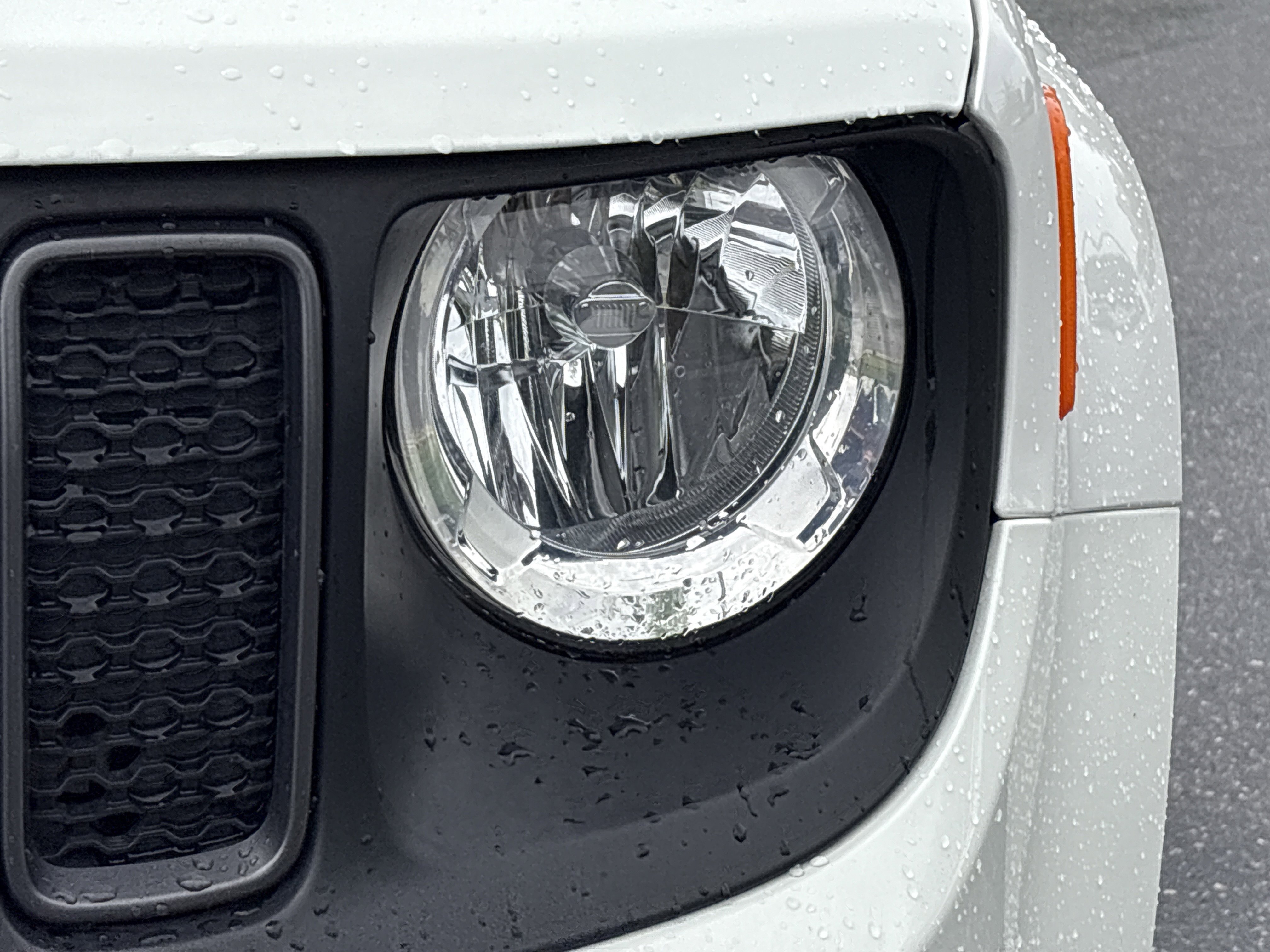 Certified 2023 Jeep Renegade Trailhawk AWD/4WD image 11