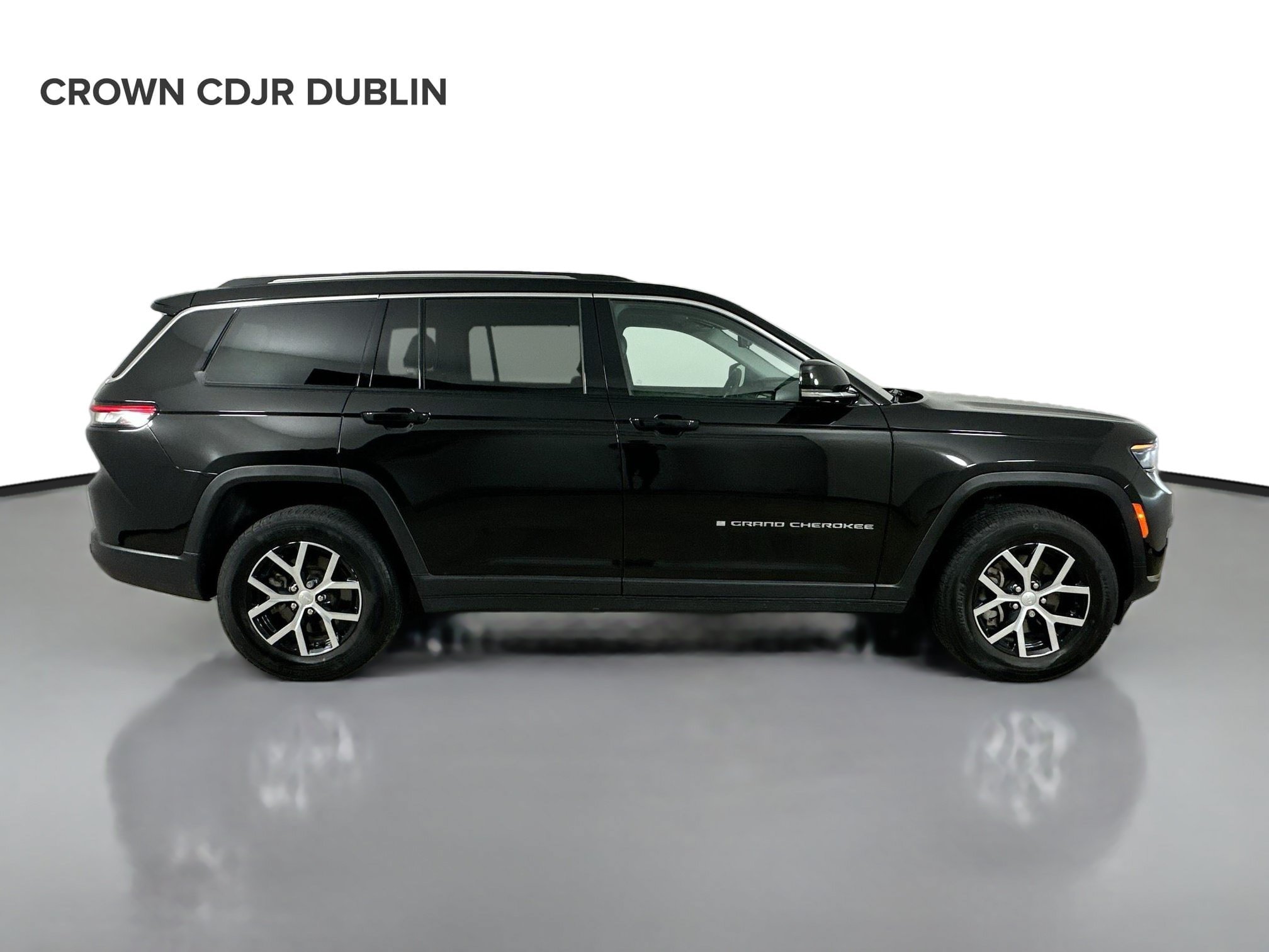 Used 2024 Jeep Grand Cherokee L Limited w/ Luxury Tech Group II AWD/4WD image 4