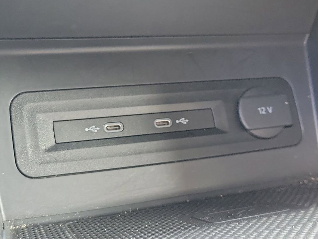 Used 2021 Volkswagen Atlas SE w/ Towing Package FWD image 28