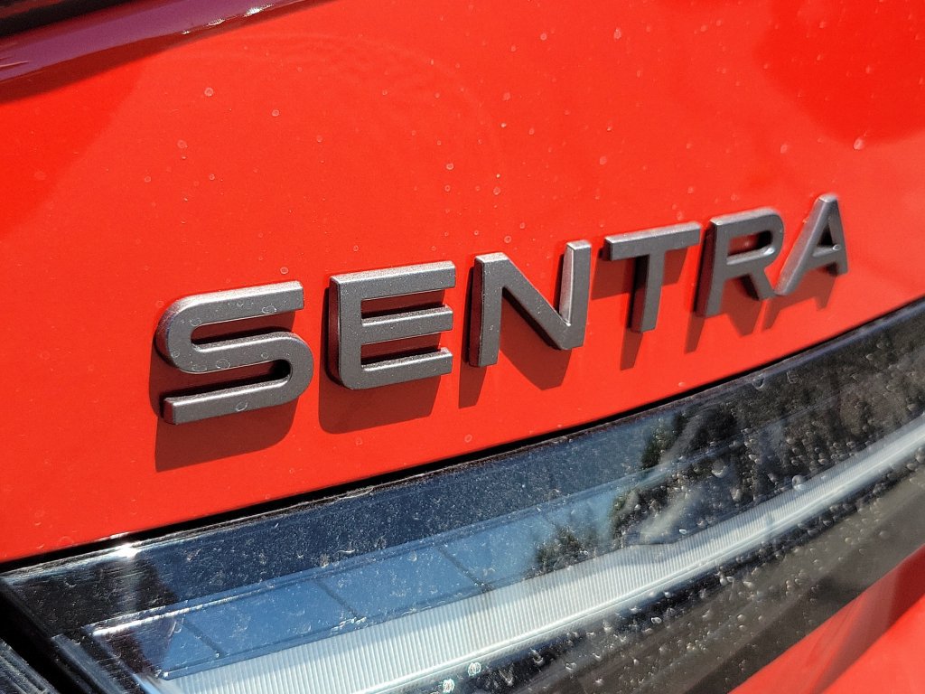 New 2027 Nissan Sentra SR FWD image 14