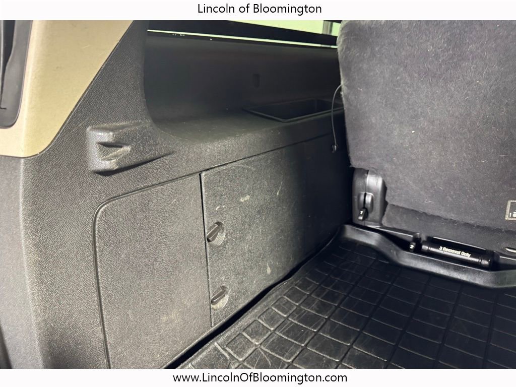 Used 2011 Chevrolet Suburban LT w/ Luxury Package image 47