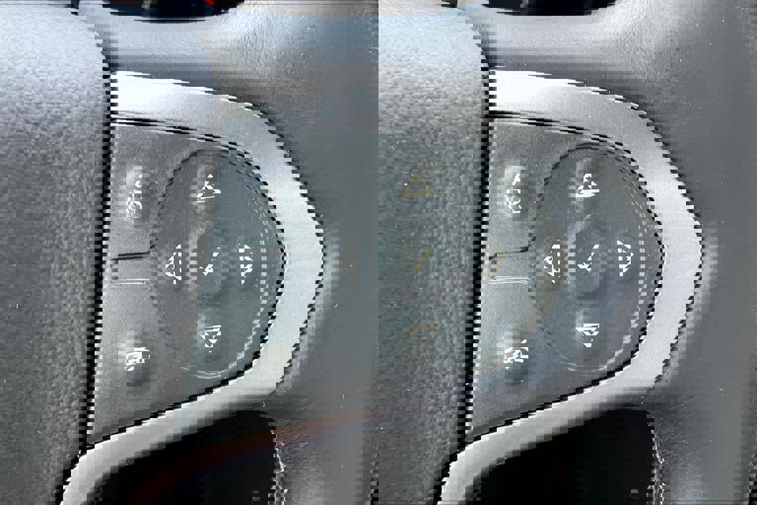 Used 2014 Chevrolet Silverado 1500 LT w/ Chrome Essentials Package RWD image 21