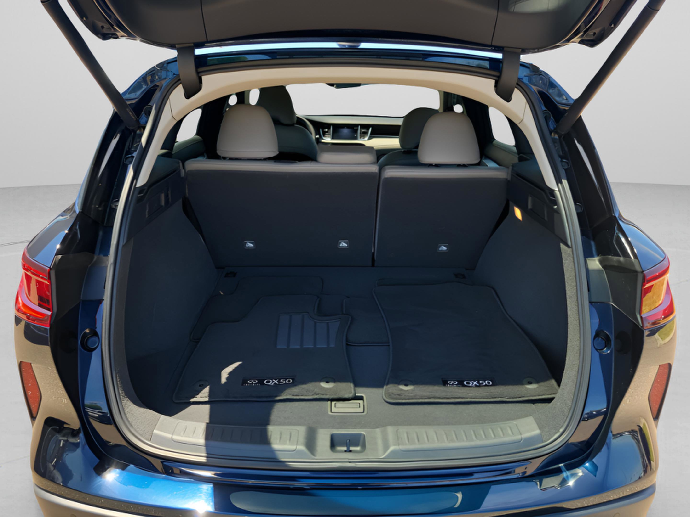 Certified 2023 INFINITI QX50 Luxe FWD image 32