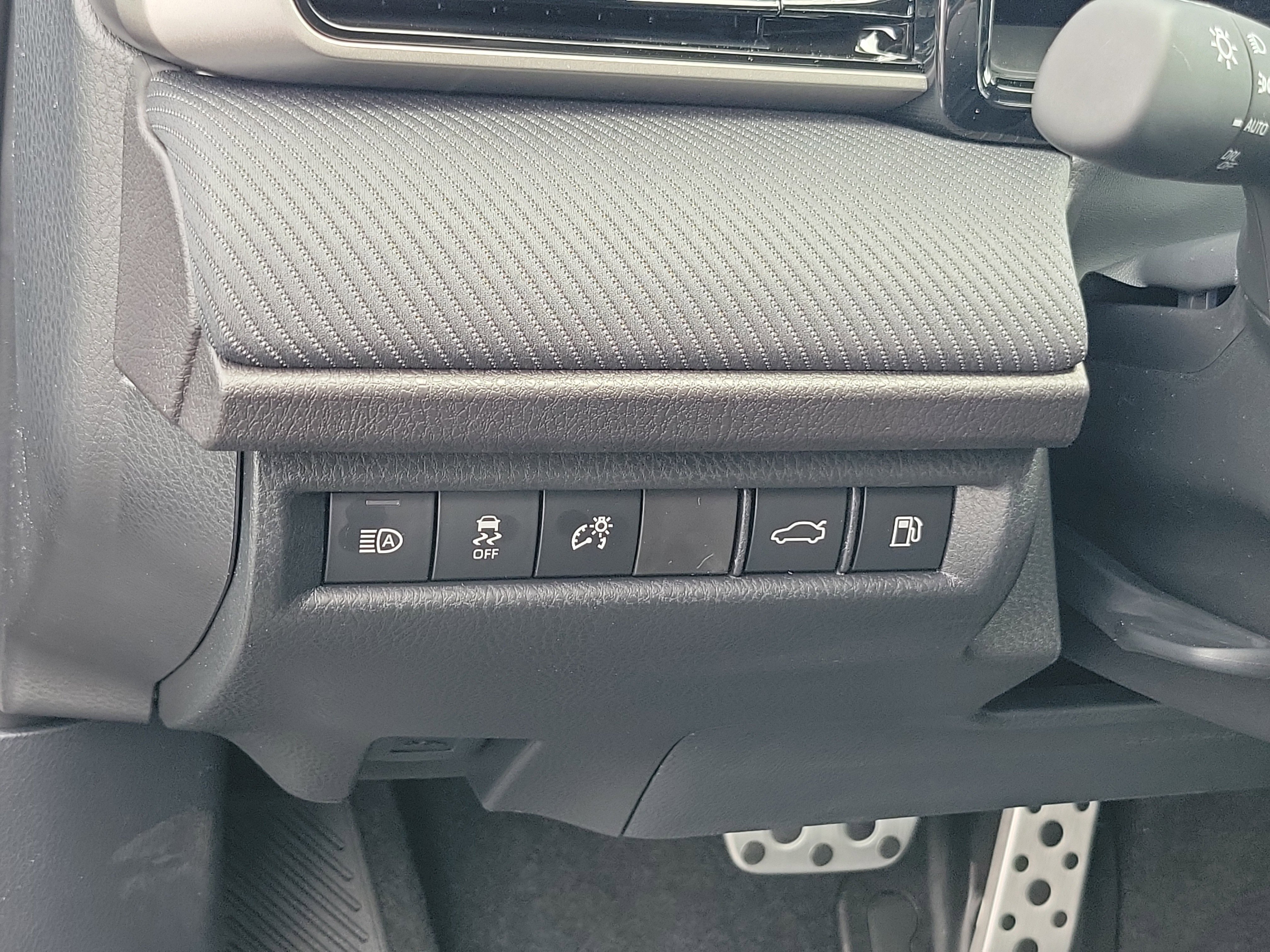 New 2026 Toyota Camry SE FWD image 16
