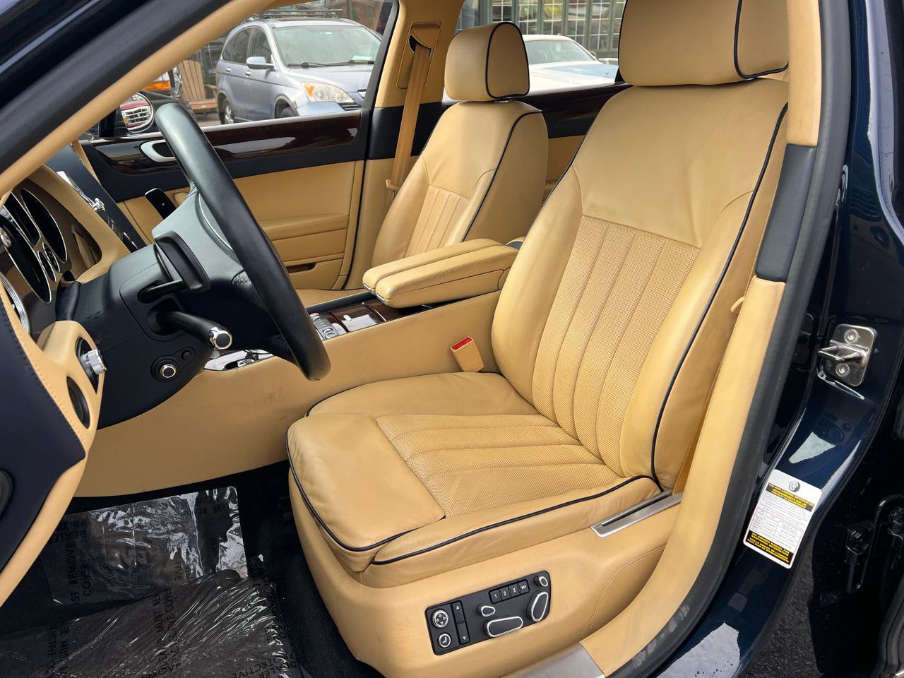 Used 2009 Bentley Flying Spur Flying Spur AWD/4WD image 7