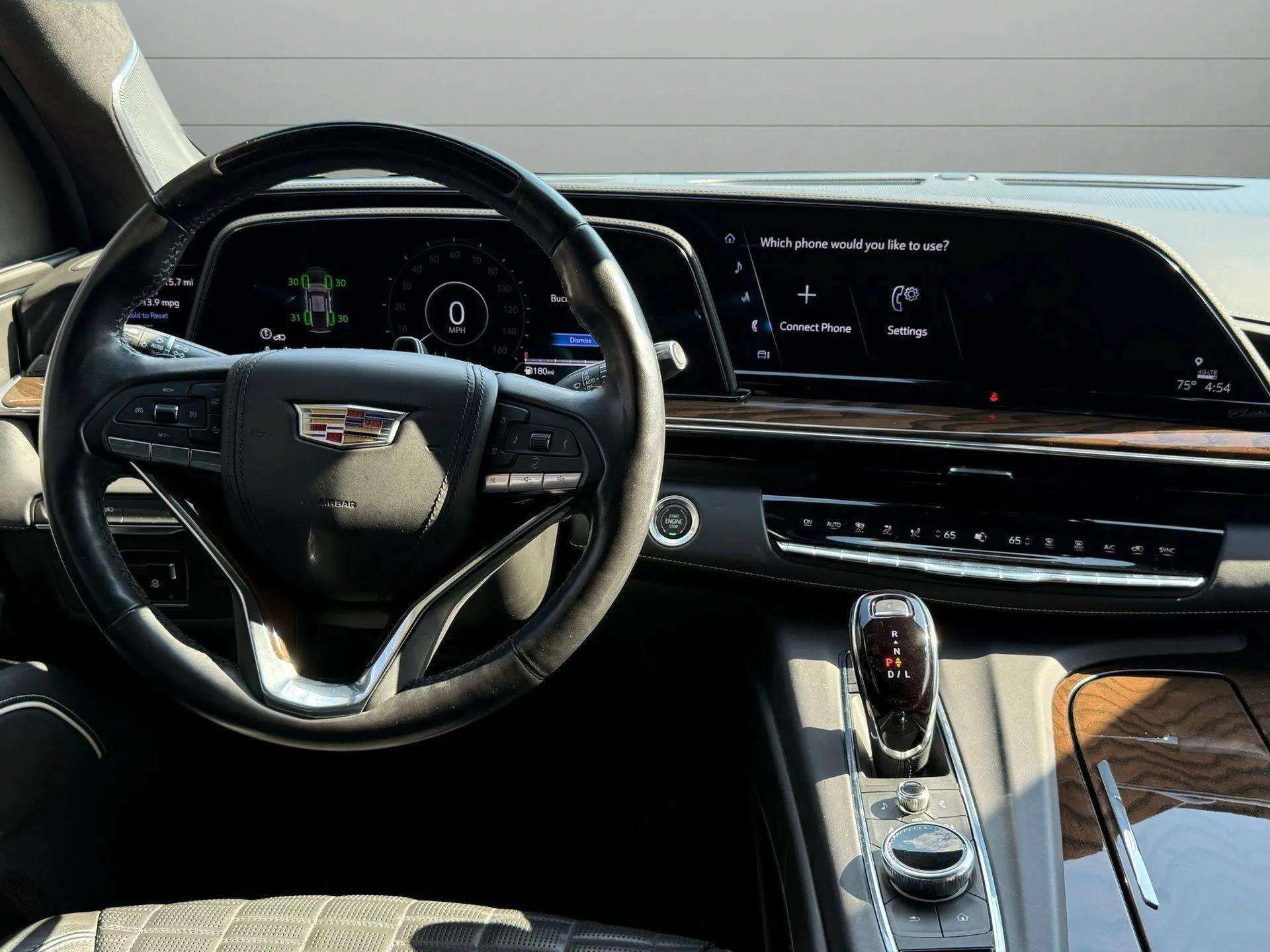 Used 2023 Cadillac Escalade Sport Platinum RWD image 38
