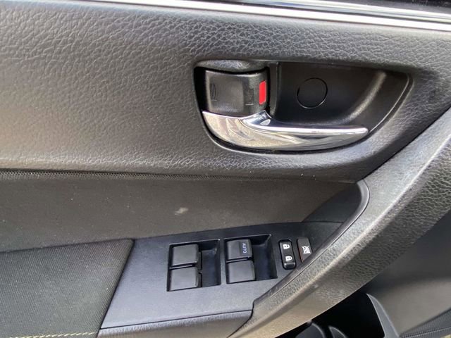 Used 2019 Toyota Corolla LE image 13