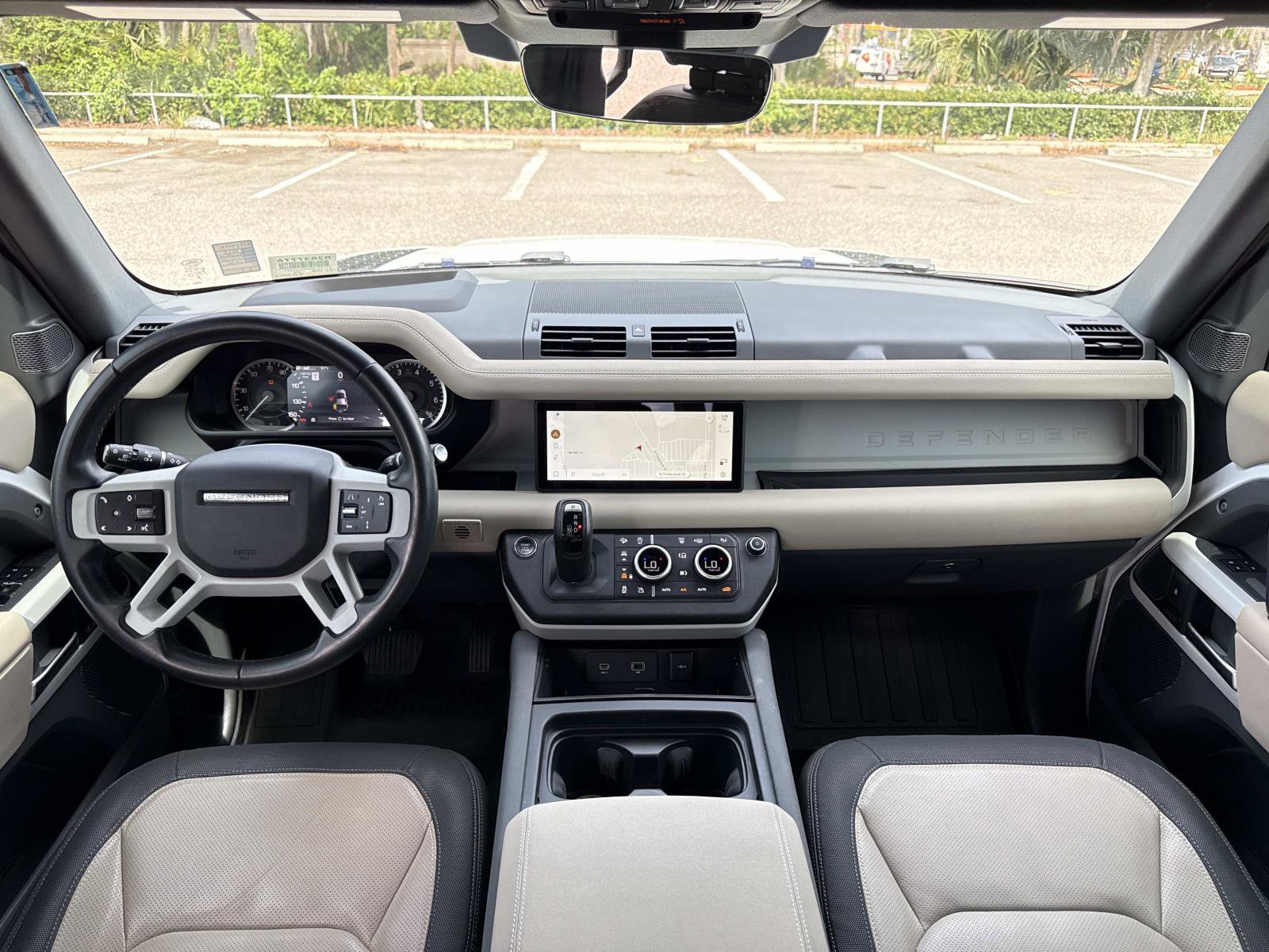 Used 2023 Land Rover Defender 110 X-Dynamic SE AWD/4WD image 15