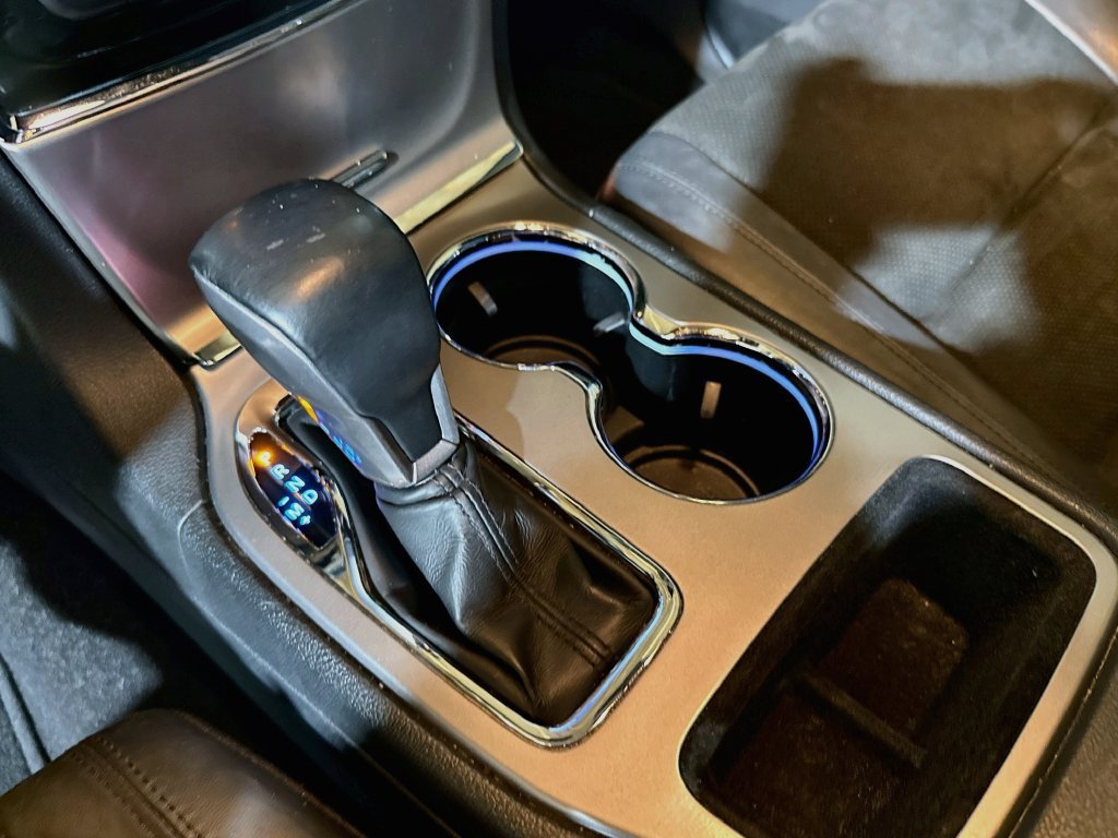 Used 2021 Jeep Grand Cherokee Laredo X RWD image 18