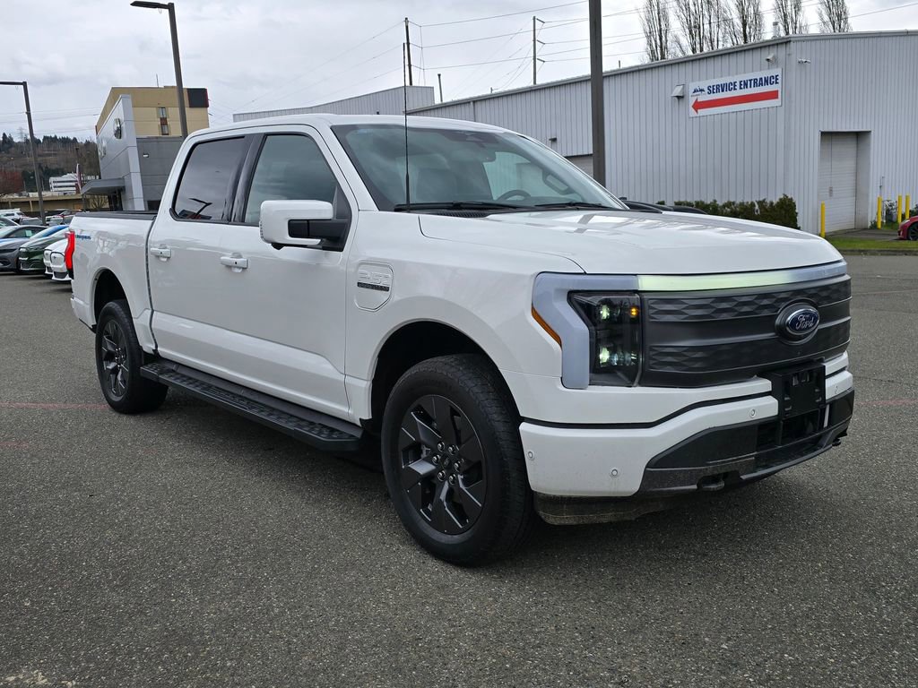 Used 2023 Ford F150 Lightning Lariat w/ Equipment Group 511A High image 3