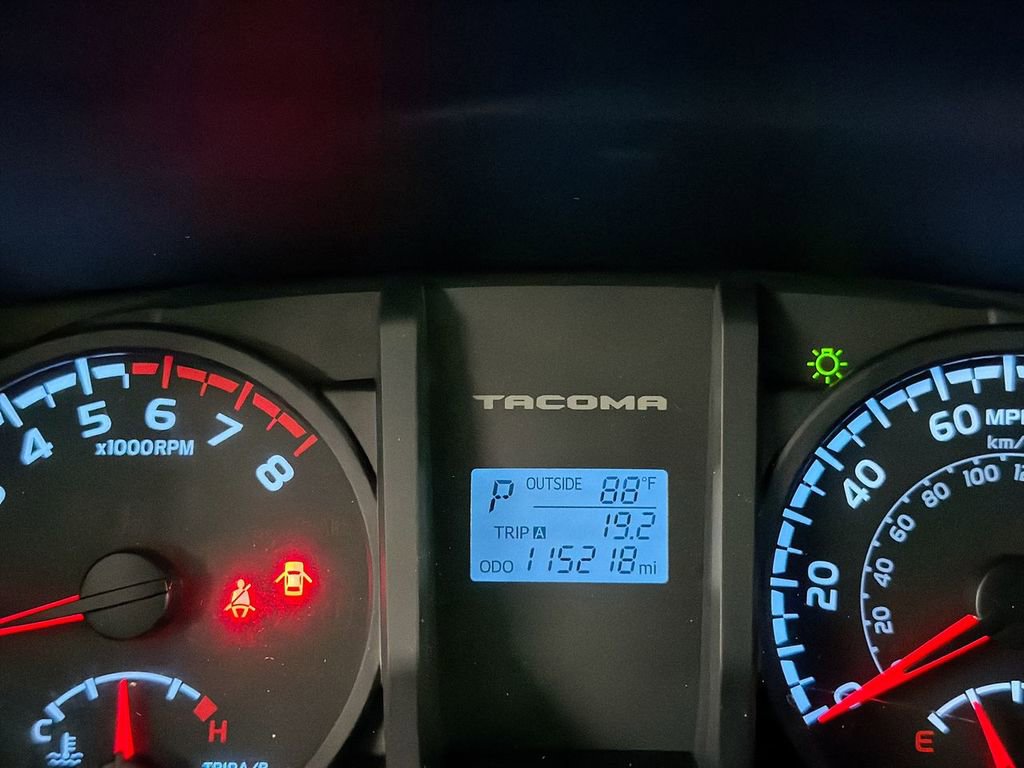 Used 2017 Toyota Tacoma SR w/ SR Convenience Package image 12