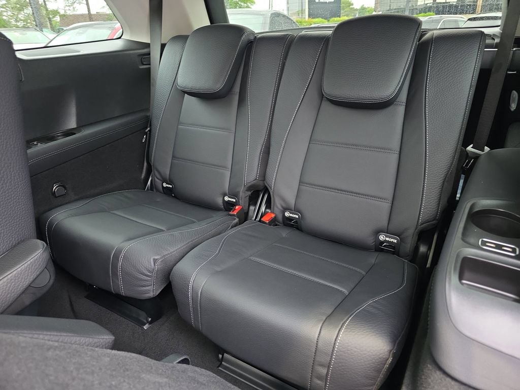 New 2026 Mercedes-Benz GLS 450 4MATIC image 13