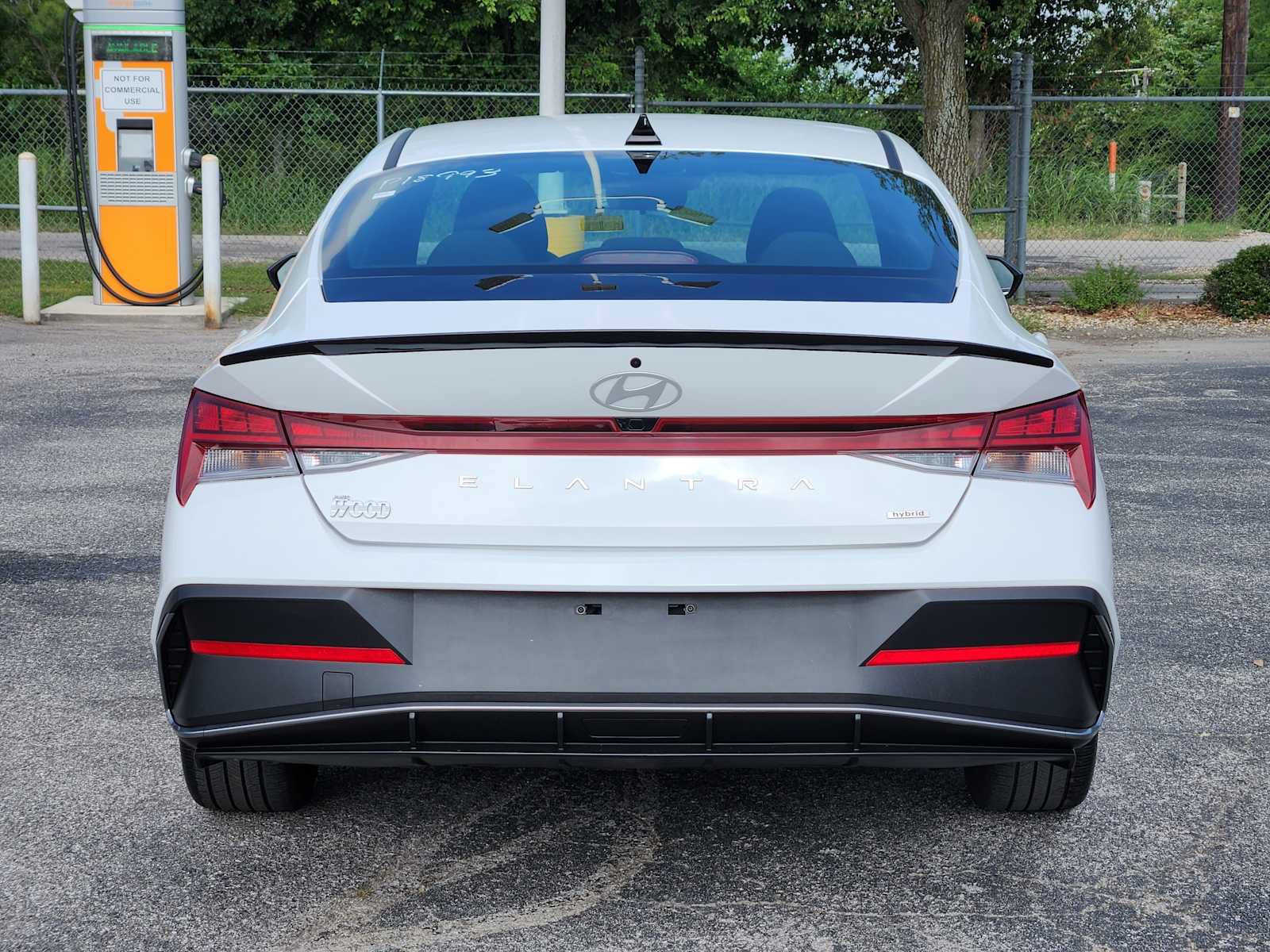 Used 2025 Hyundai Elantra SEL FWD image 6