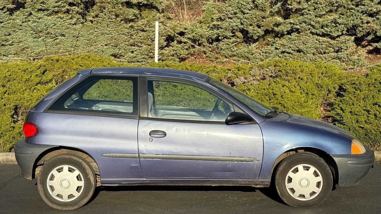 Used 1995 Geo Metro LSi image 4