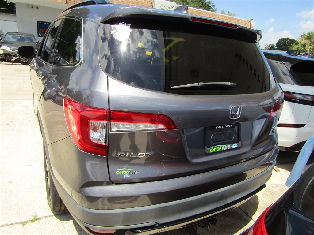 Used 2021 Honda Pilot Special Edition image 3