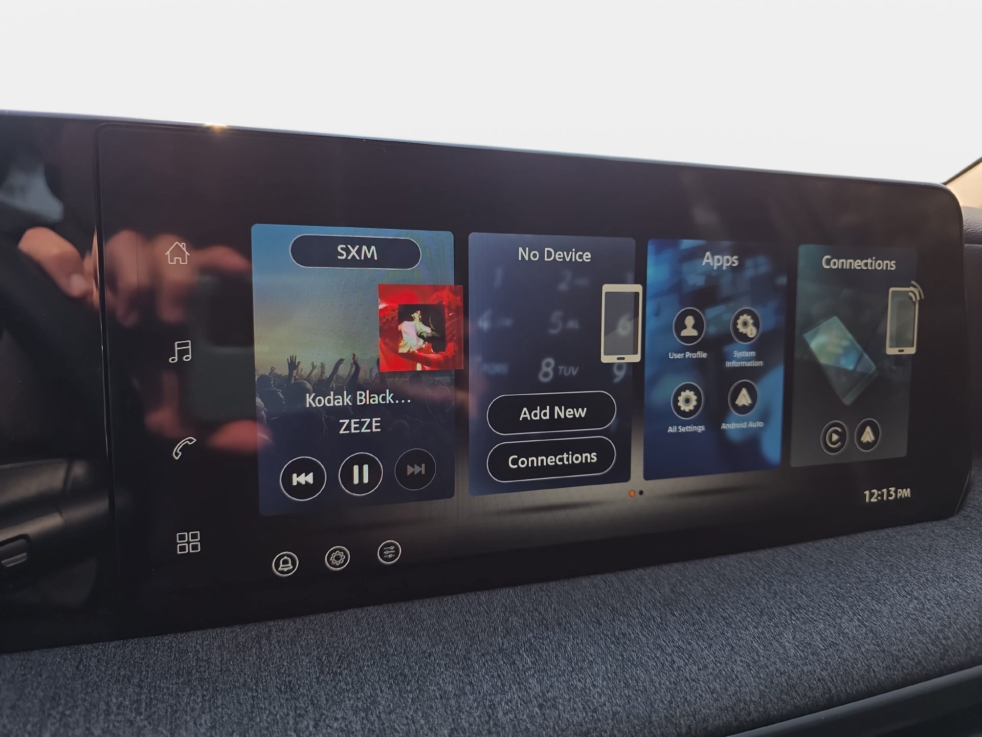 New 2027 Nissan Kicks S FWD image 20