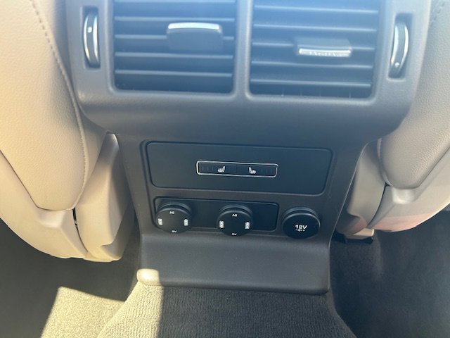 Used 2020 Jaguar F-PACE Prestige image 21