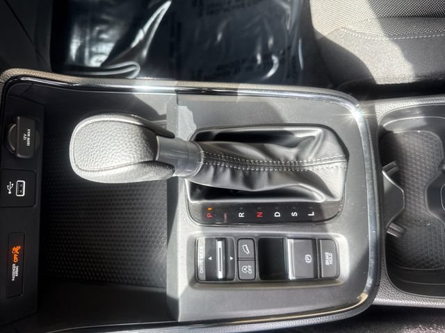 Certified 2025 Honda CR-V LX image 18