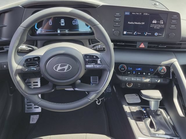 New 2026 Hyundai Elantra SEL Sport Premium image 4