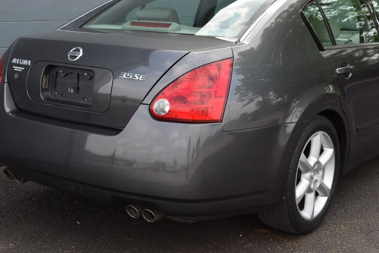 Used 2005 Nissan Maxima 3.5 SE image 11