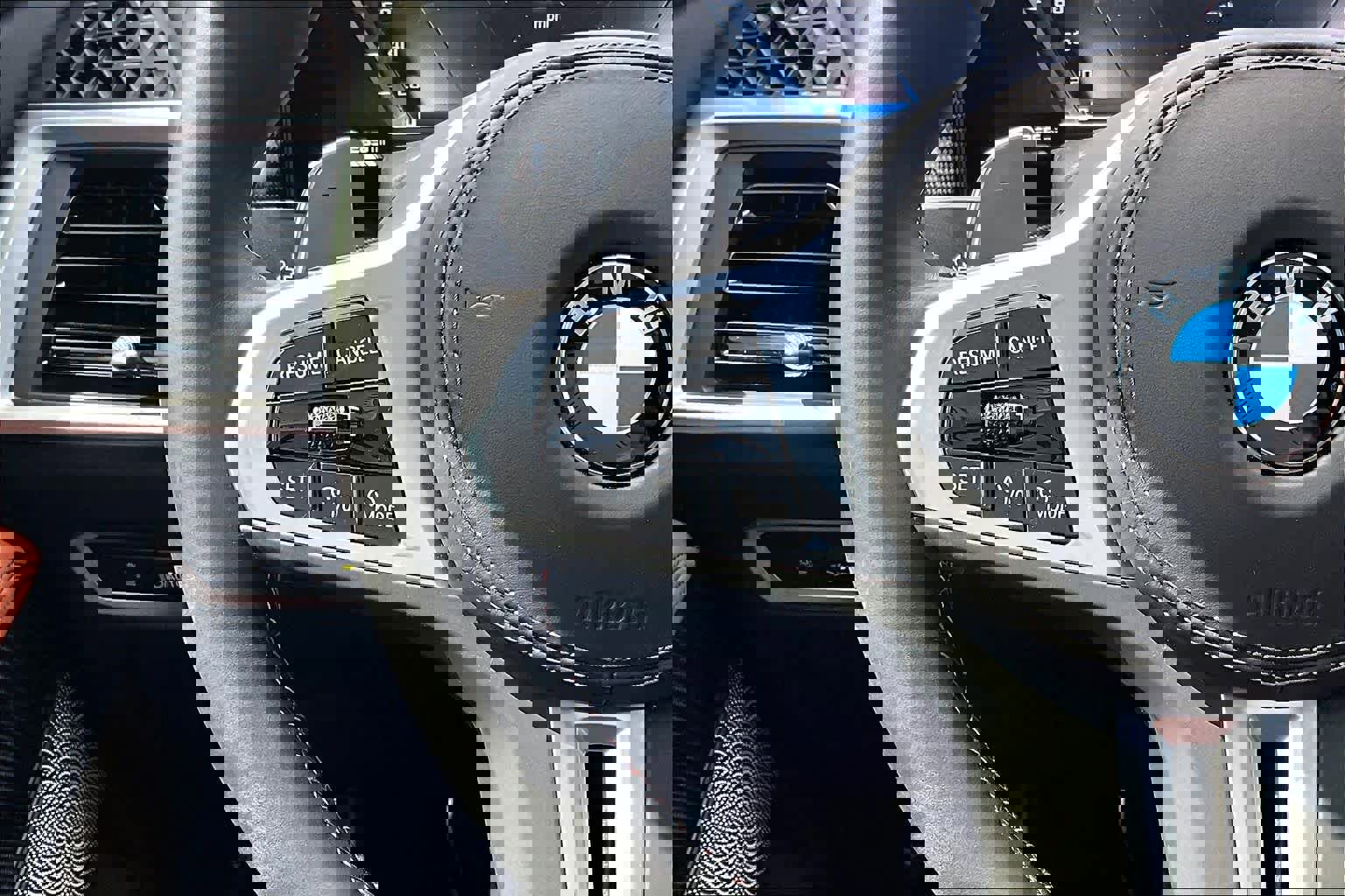 Certified 2024 BMW X7 M60i w/ Executive Package image 24