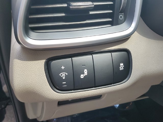 Used 2020 Kia Sorento S FWD image 29