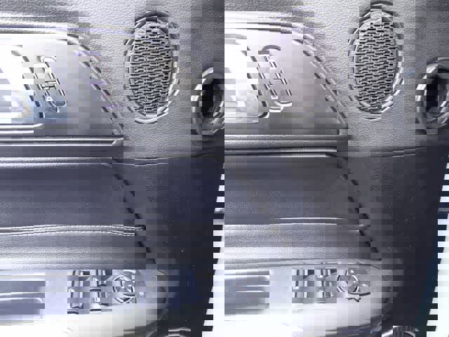 Used 2022 Ford Mustang Premium image 10