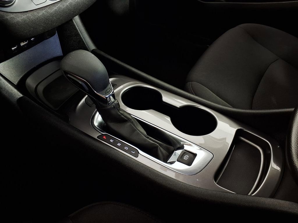 Used 2025 Chevrolet Malibu LS image 20