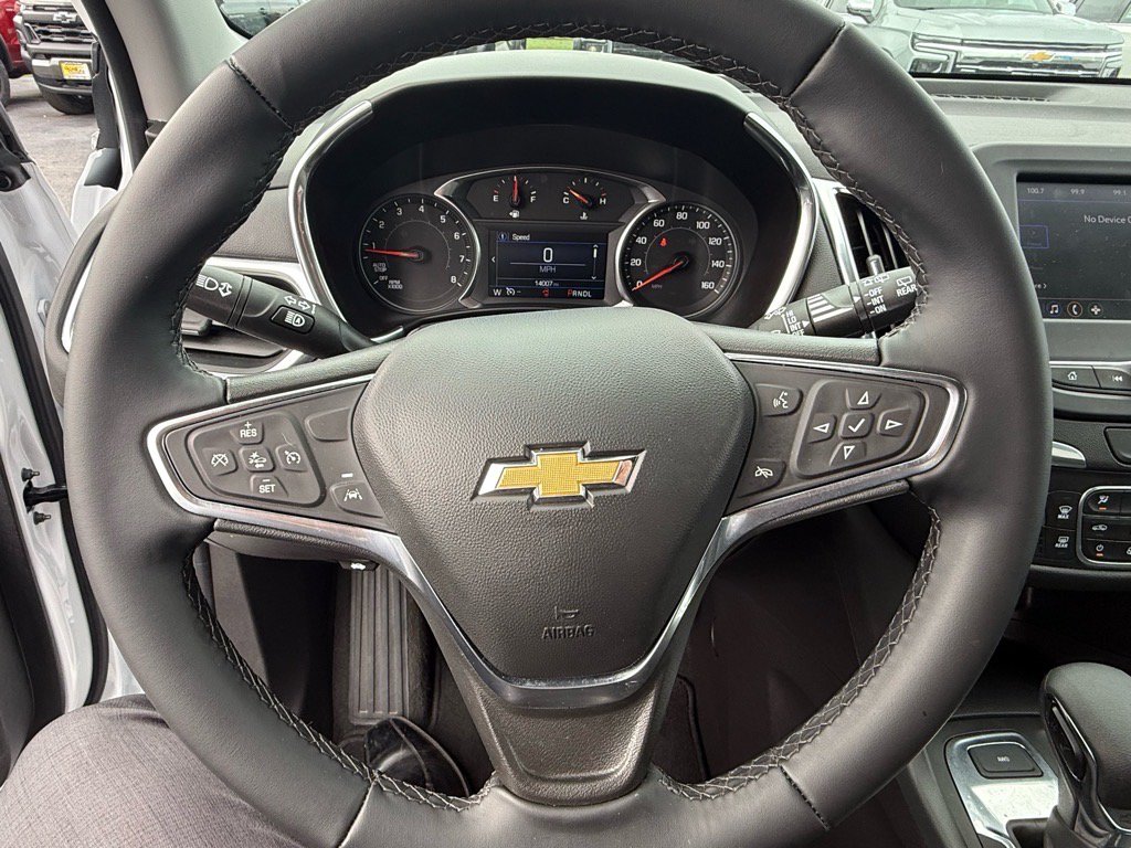 Used 2024 Chevrolet Equinox LT AWD/4WD image 14