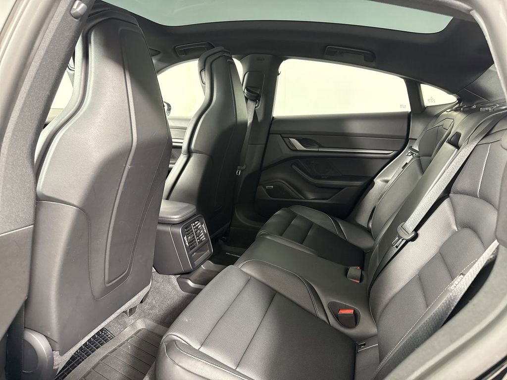Certified 2025 Porsche Taycan image 27