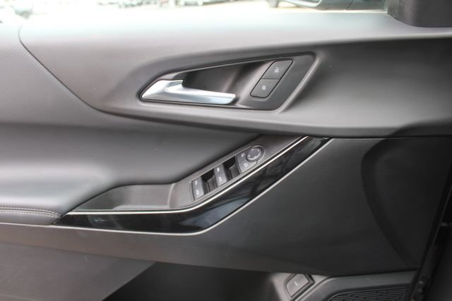 Used 2025 Chevrolet Equinox LT w/ Convenience Package II FWD image 34