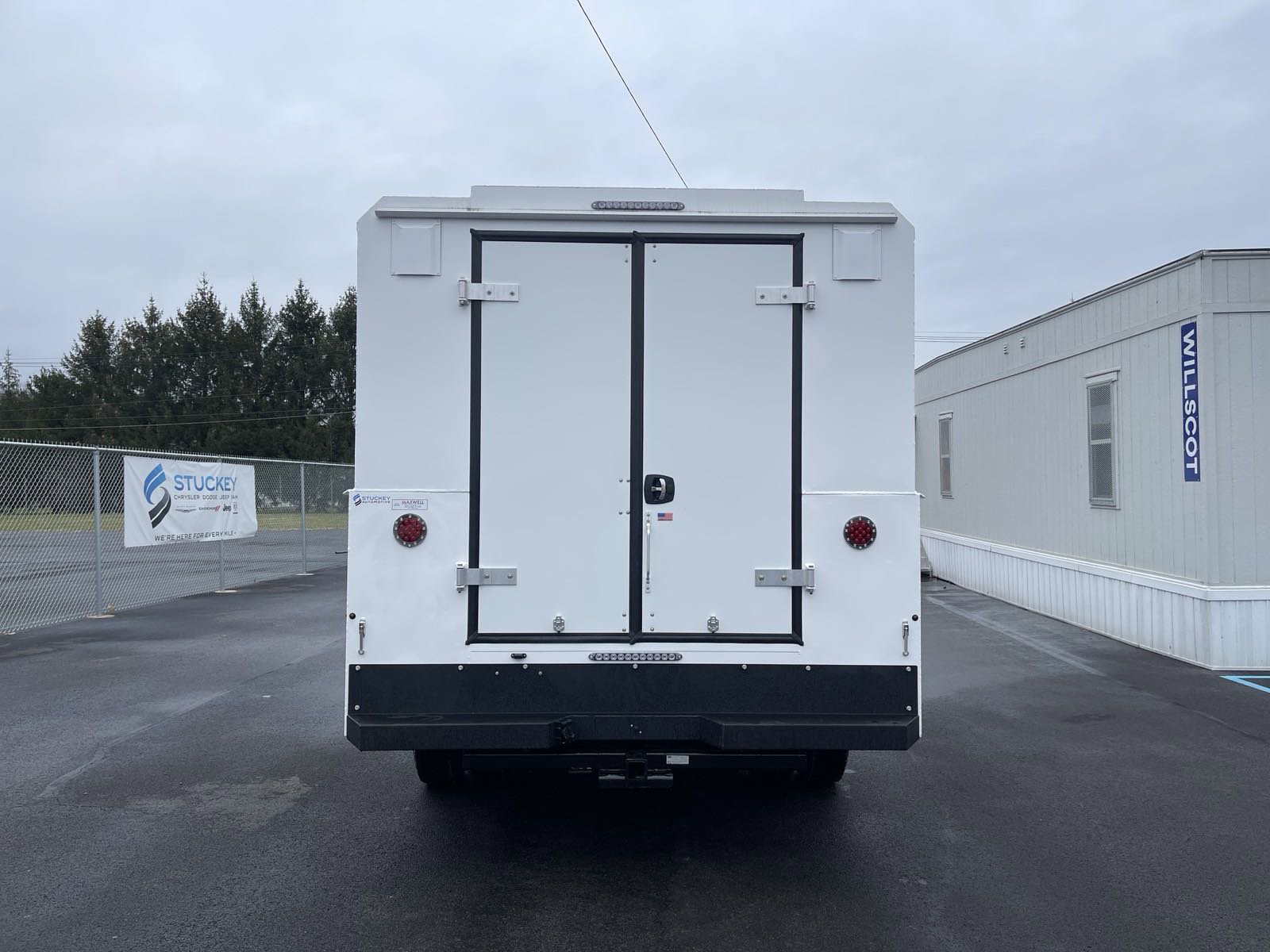 New 2024 RAM 3500 Tradesman w/ Chrome Appearance Group image 4